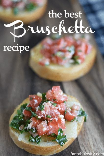The BEST Bruschetta Recipe, EVER. It's a quick & easy appetizer that's PERFECT for a party!
