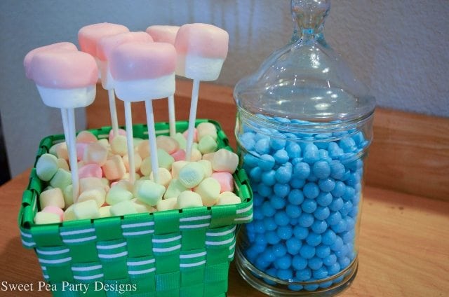 Marshmallow Pops