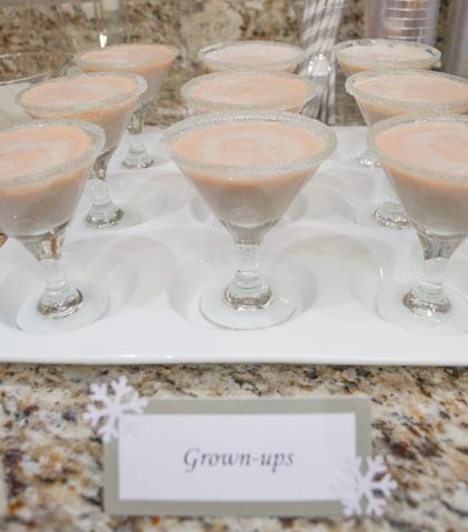 White Christmas Party Ideas Rumchata Cocktails https://fantabulosity.com