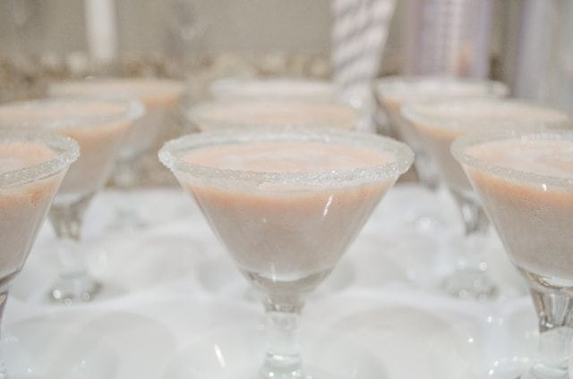 White Christmas Party Ideas Rumchata Cocktails https://fantabulosity.com