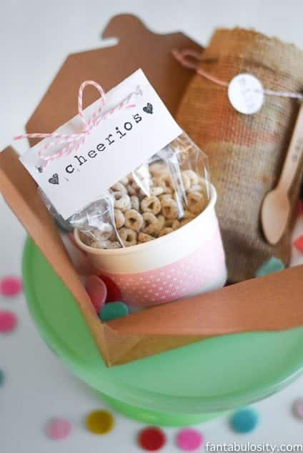 Breakfast Gift Box Idea! So cute to give a co-worker or a secret pal gift. https://fantabulosity.com