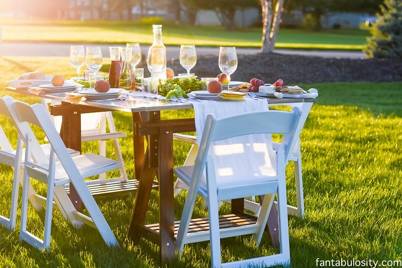 Pop Up Backyard Dinner Party: Entertaining Ideas, classy, easy simple, quick, fun, outside. Outdoor Party Ideas