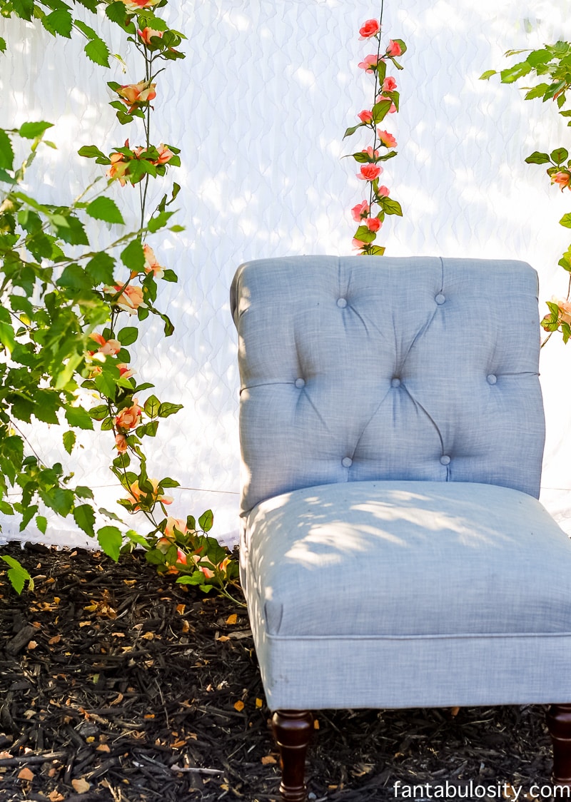 Outdoor Photo Booth Idea