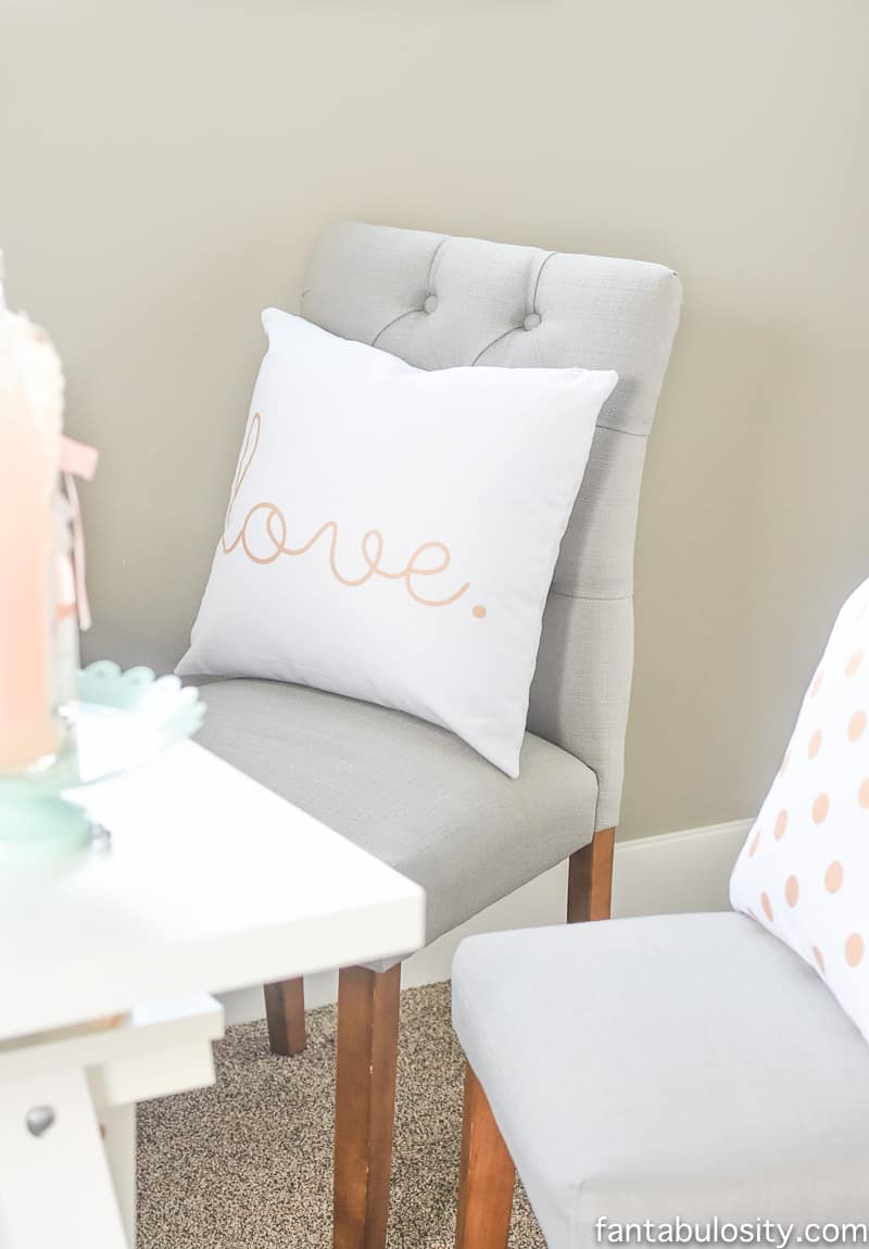 Office chairs in home office: gold mint coral. love that color combo. so chic!