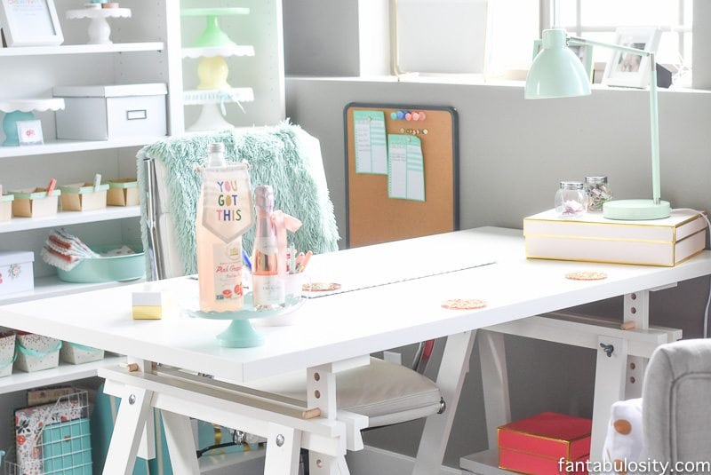 Home office desk idea: love this!