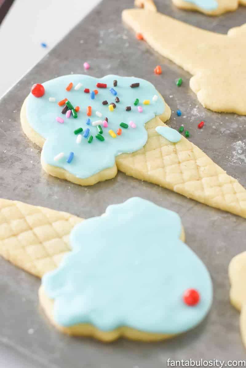 Ice cream cone sugar cookies! Using fondant instead of icing is so much easier!