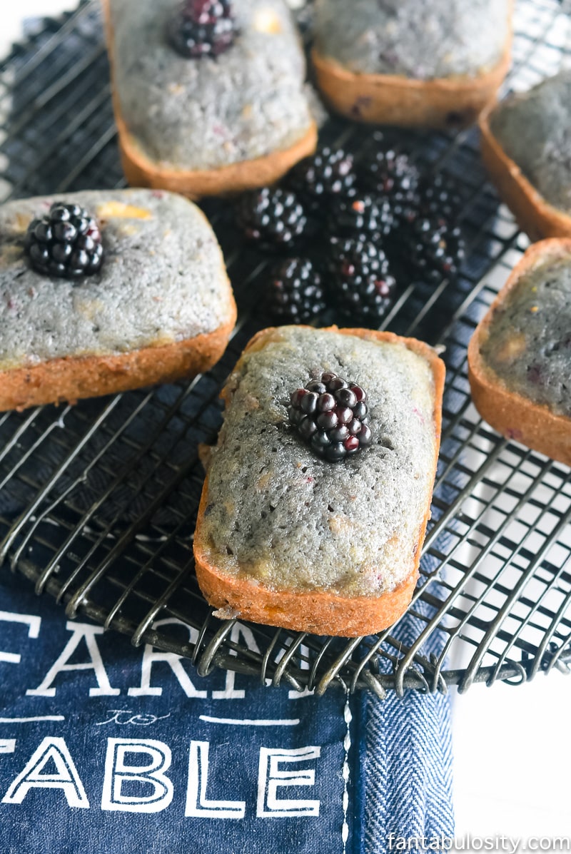 OMG. Now THIS is the banana bread I'll be making. Blackberry-Flax Banana Bread