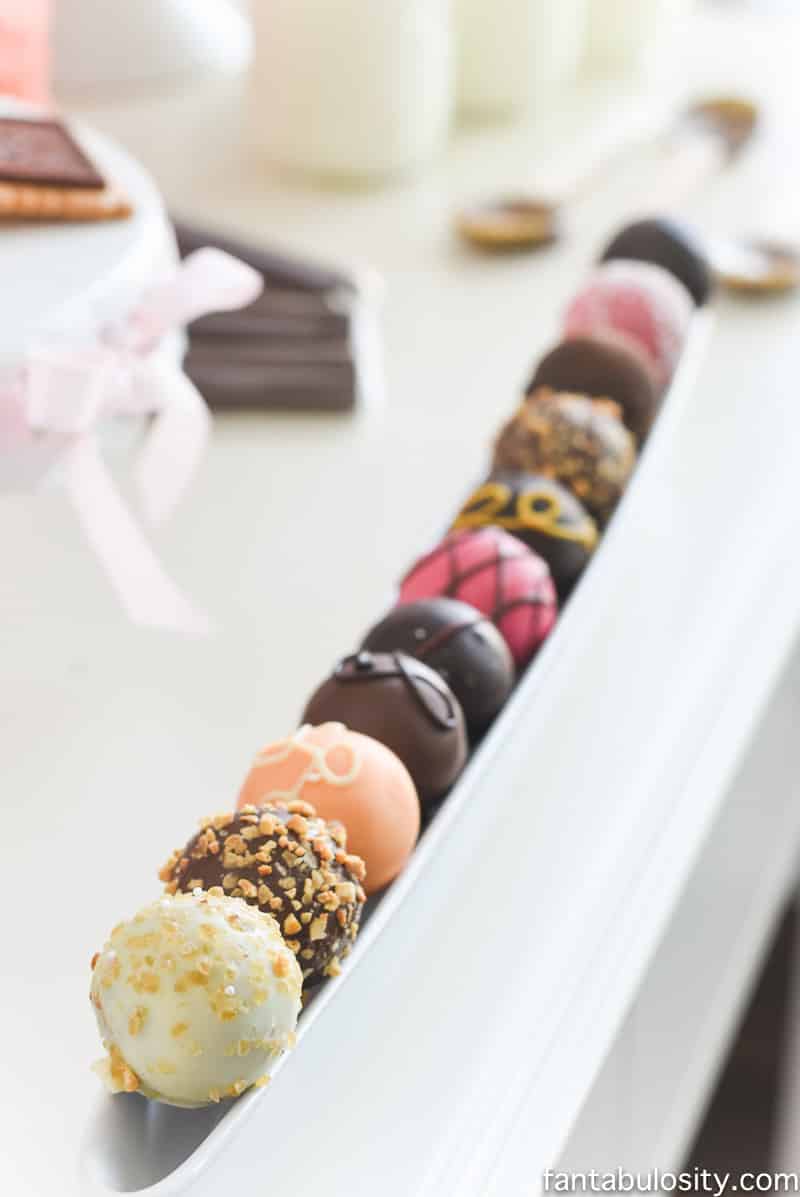 Chocolate Party and chocolate bar with Godiva Chocolate! OMG this sounds amazing. Would LOVE to go to a party like this! How easy too! fantabulosity 