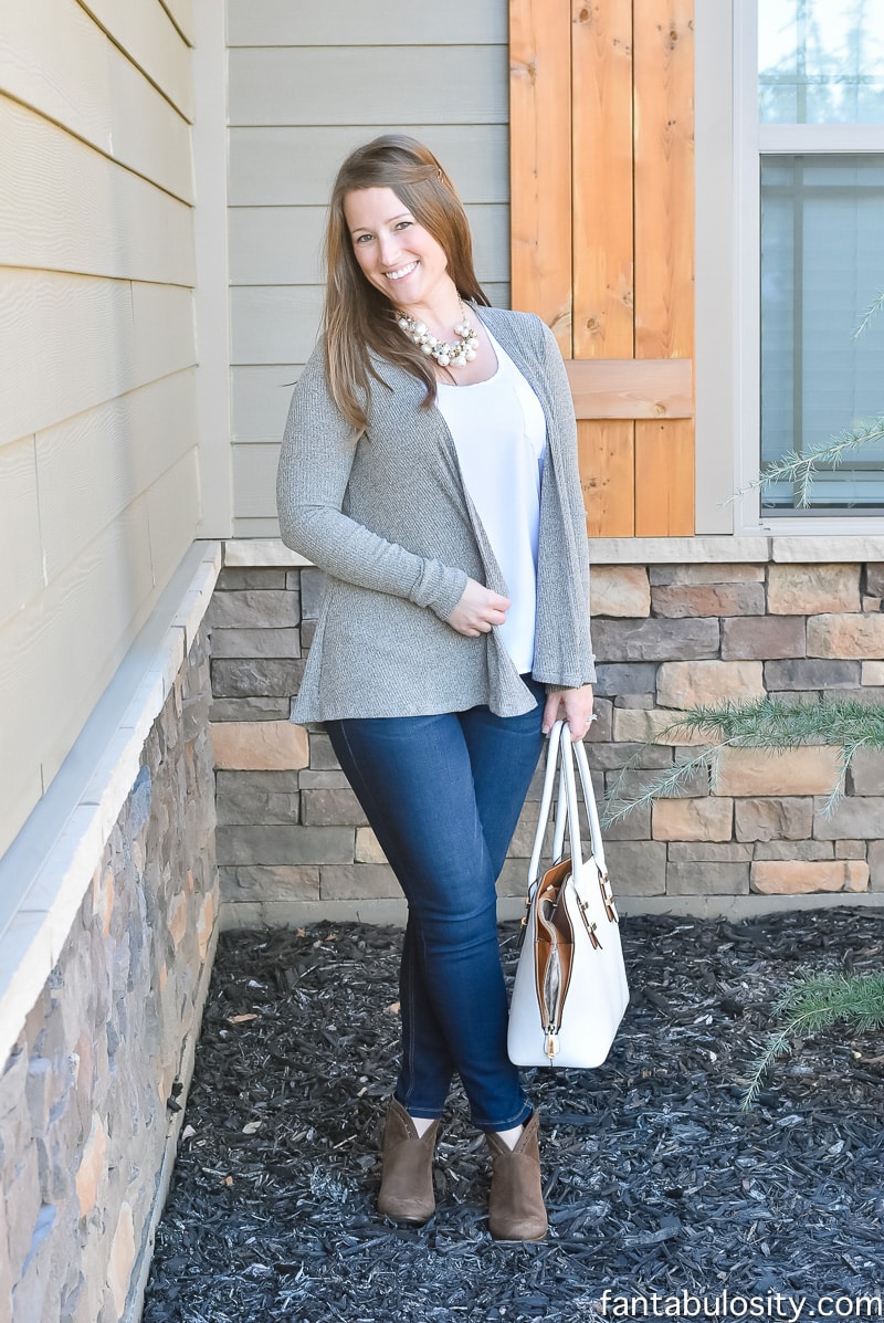 Stitch Fix November 2016: Fall fashion unboxing and try-on. Jessica Burgess of Fantabulosity