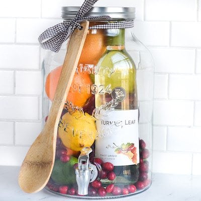 How to host a make-your-own sangria party!