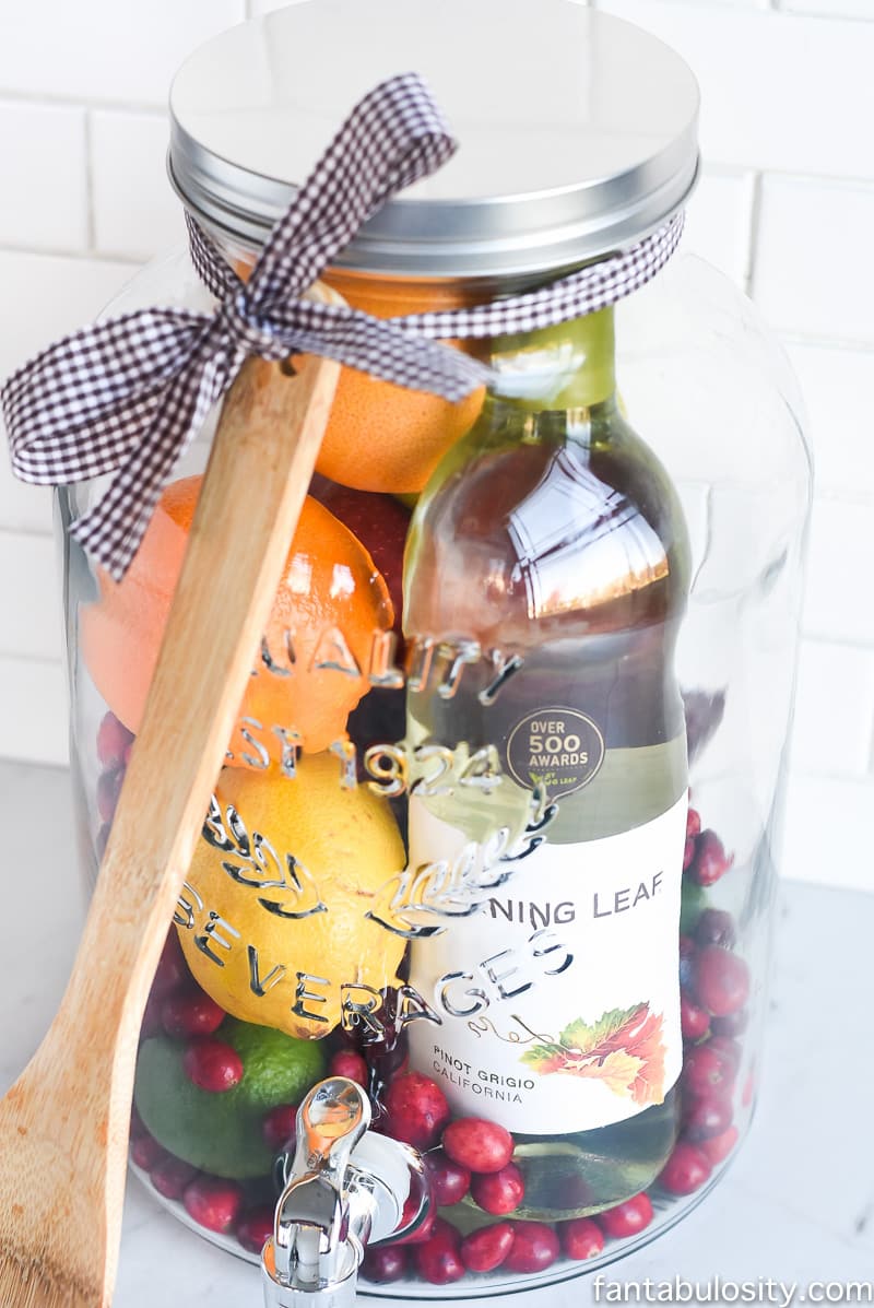 Aw, how cool is this! DIY Gift Idea: Sangria for Friends, housewarming, for women, new neighbor, anyone! Who wouldn't love this!? They can even use the drink dispenser again and again!