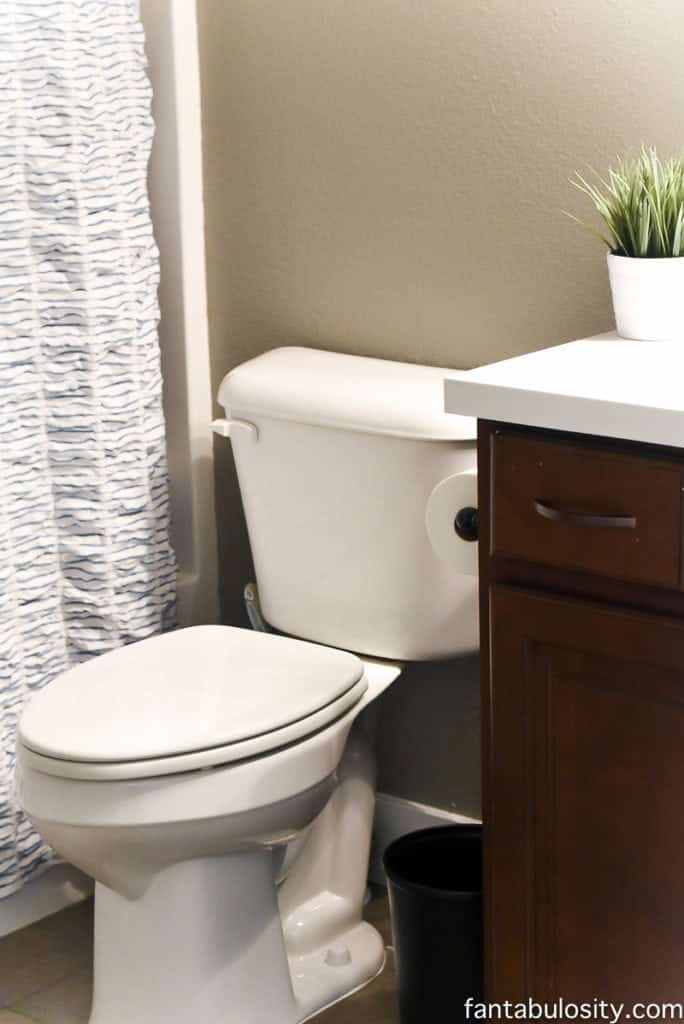 4 Sneaky Places Urine Smell Hides in your Bathroom--4 Sneaky Places Urine Smell Hides in your Bathroom