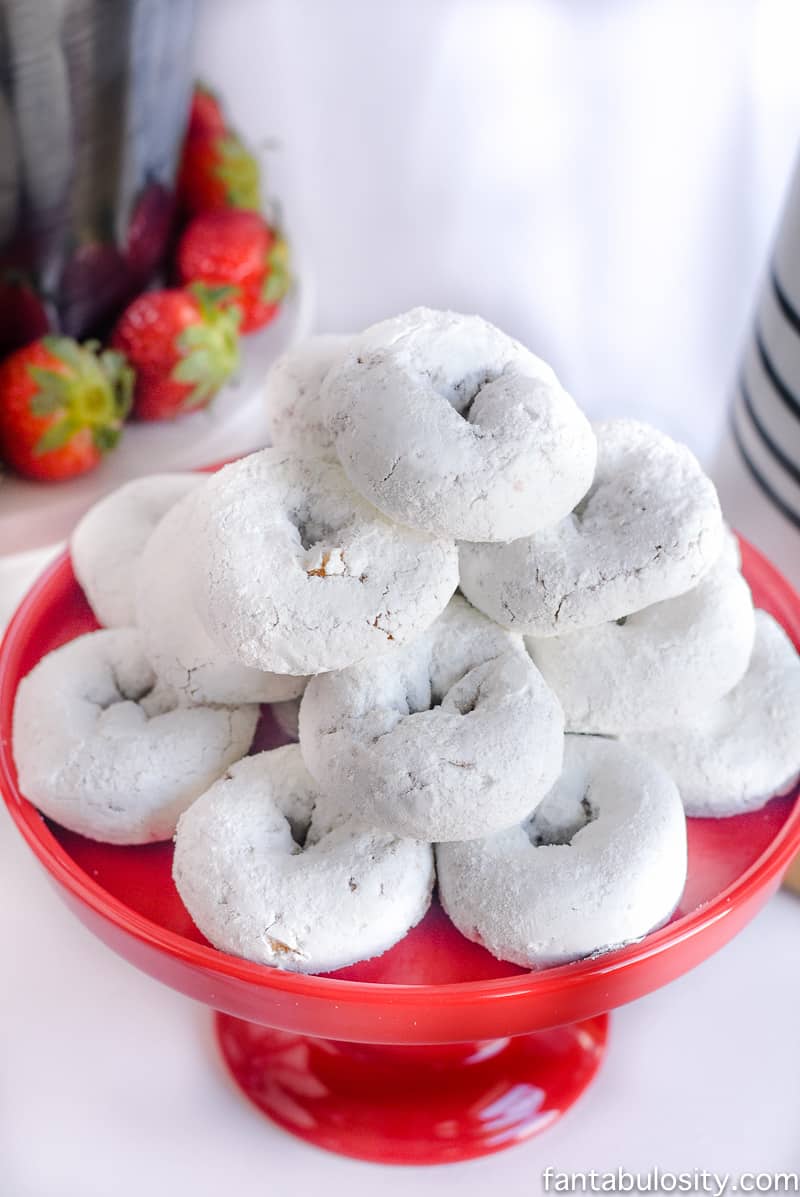 White powdered donuts for chocolate fountain party: Chocolate Fountain Bar Ideas: A Modern, Rustic, Pink Party Display