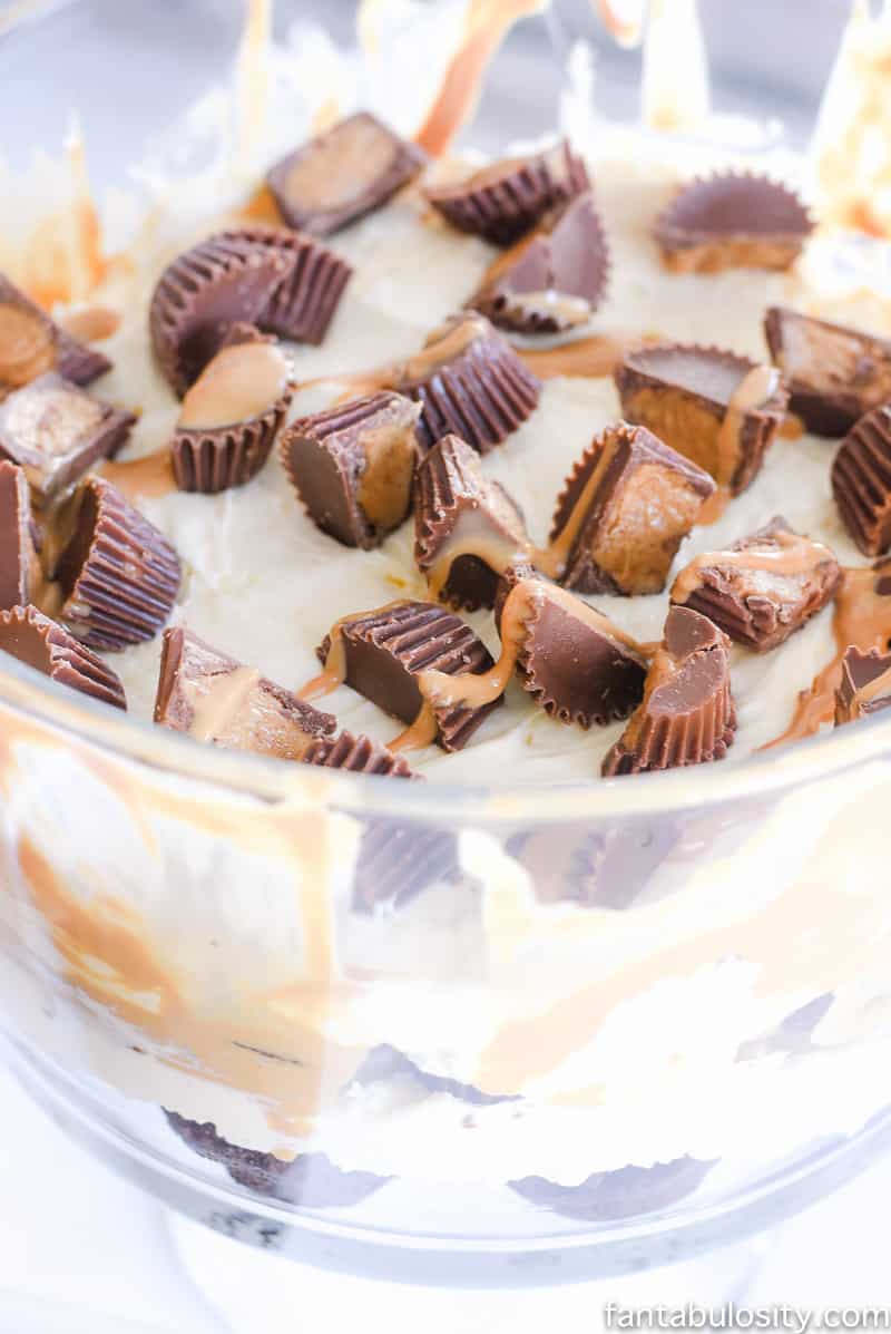 Easy No Bake Dessert- Brownie Peanut Butter Cup Cheesecake Trifle