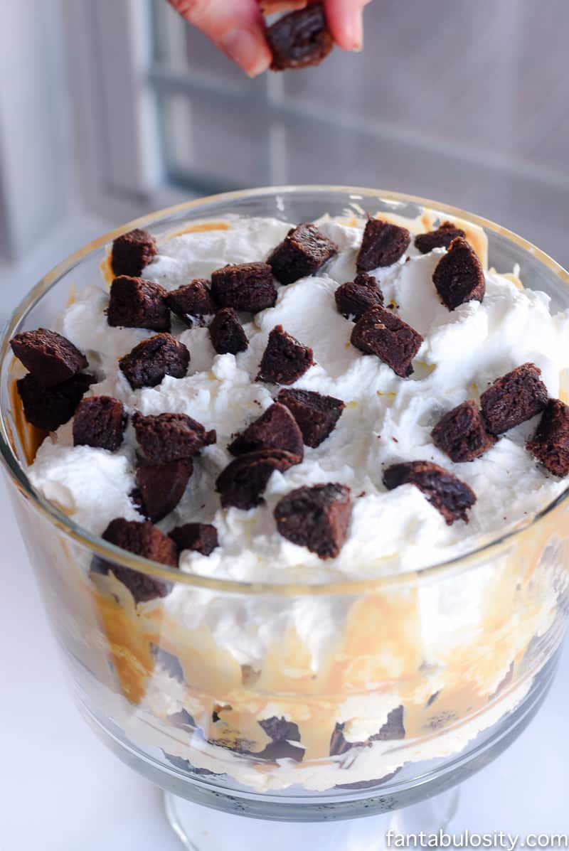 Easy No Bake Dessert- Brownie Peanut Butter Cup Cheesecake Trifle