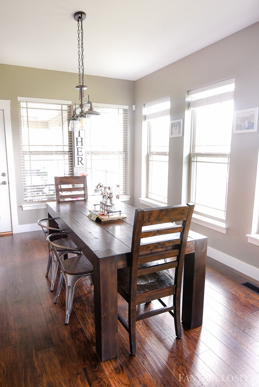 Breakfast Nook - Modern Farmhouse Craftsman Home