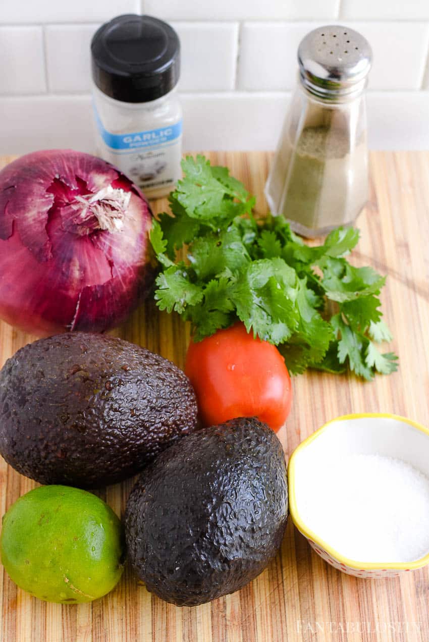 Guacamole Ingredients - Recipt is easy and the best!