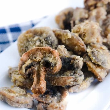 Easy Fried Mushrooms Recipe - Sliced, battered and so easy!