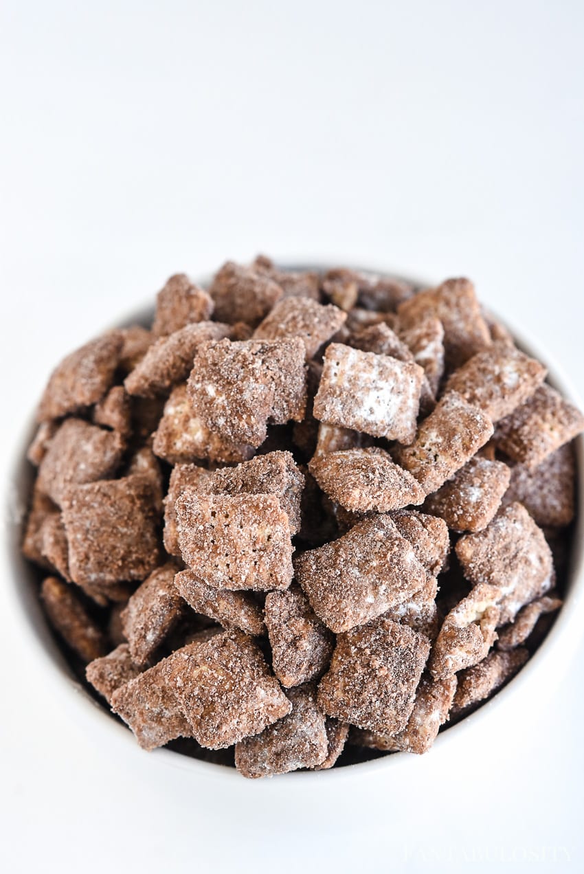 Hot Chocolate Muddy Buddies Recipe - Fantabulosity