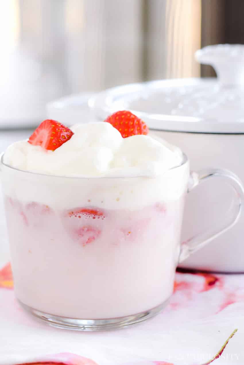 Hot Strawberries and Cream Smoothie