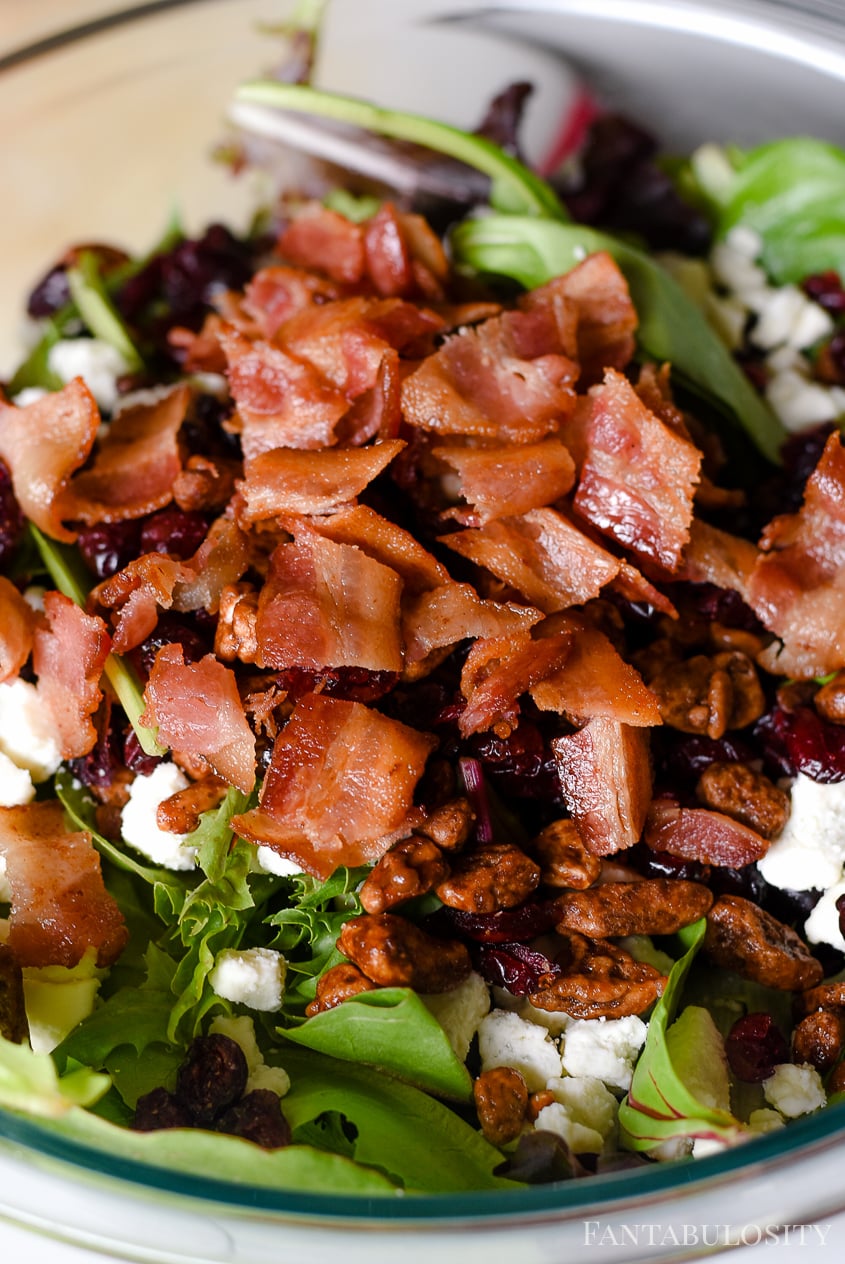 Bacon on an apple salad - easy side dish