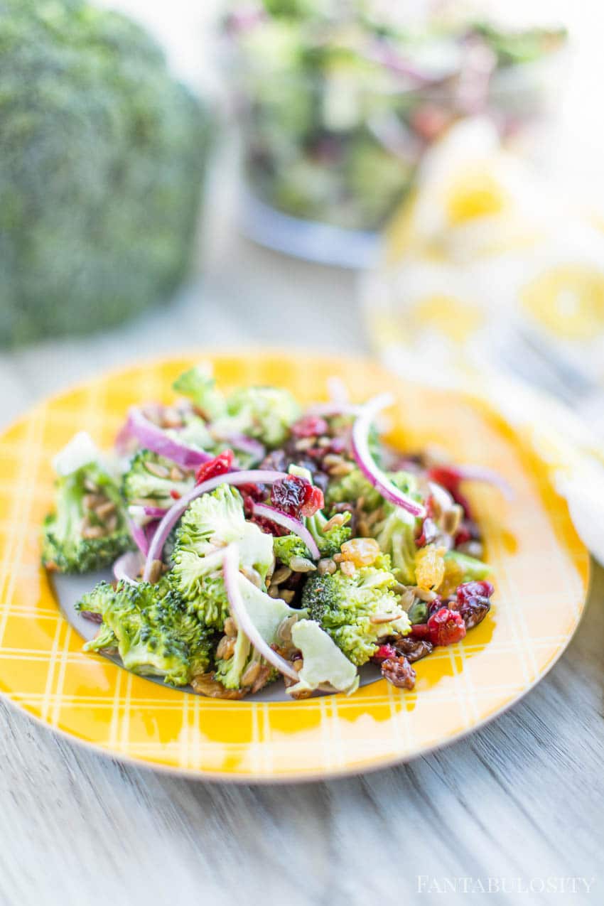 EASY broccoli raisin salad recipe with bacon, sunflower seeds and creamy dressing