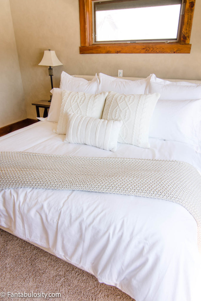 How To Make A Bed Like Hotel, King Size Bed With Euro Pillows
