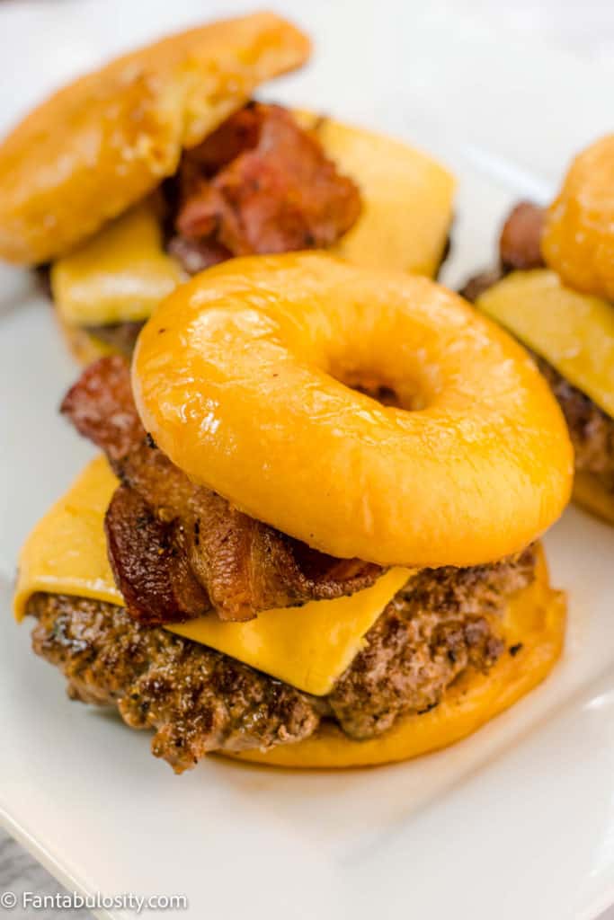 Buttery Glazed Donut Burger Unbelievable! Fantabulosity Hollingsworth Hithe1959