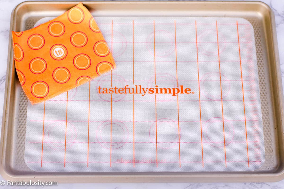 Tastefully Simple Baking Mat and Cleaning Rag