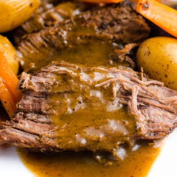 sliced tri tip with brown gravy