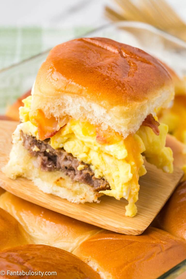 Hawaiian Roll Breakfast Sliders Fantabulosity   Hawaiian Roll Breakfast Sliders 15 768x1152 