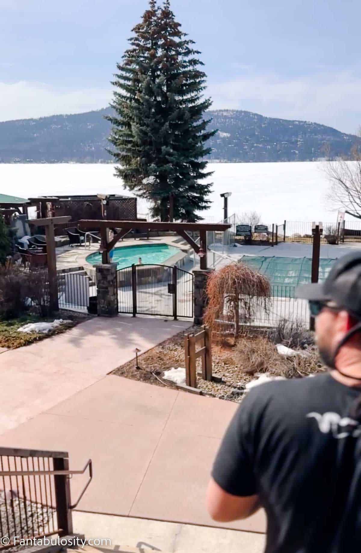 Hot tub and lake view at The Lodge at Whitefish.